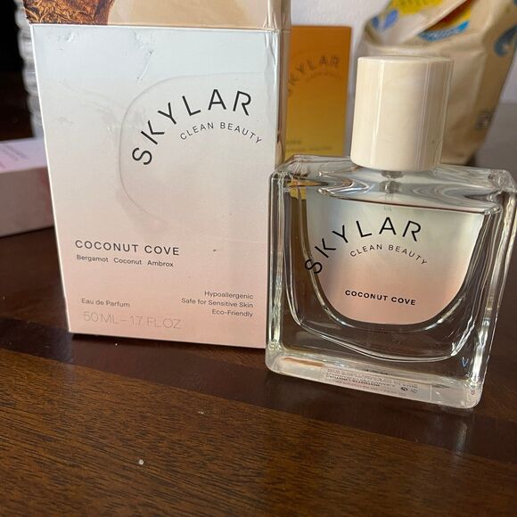 NEW Skylar Coconut Cove Sephora Eau de Parfum Fragrance - Picture 4 of 4